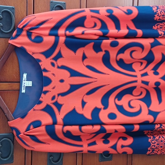 Nico LA Dress 👗 - Picture 2 of 8